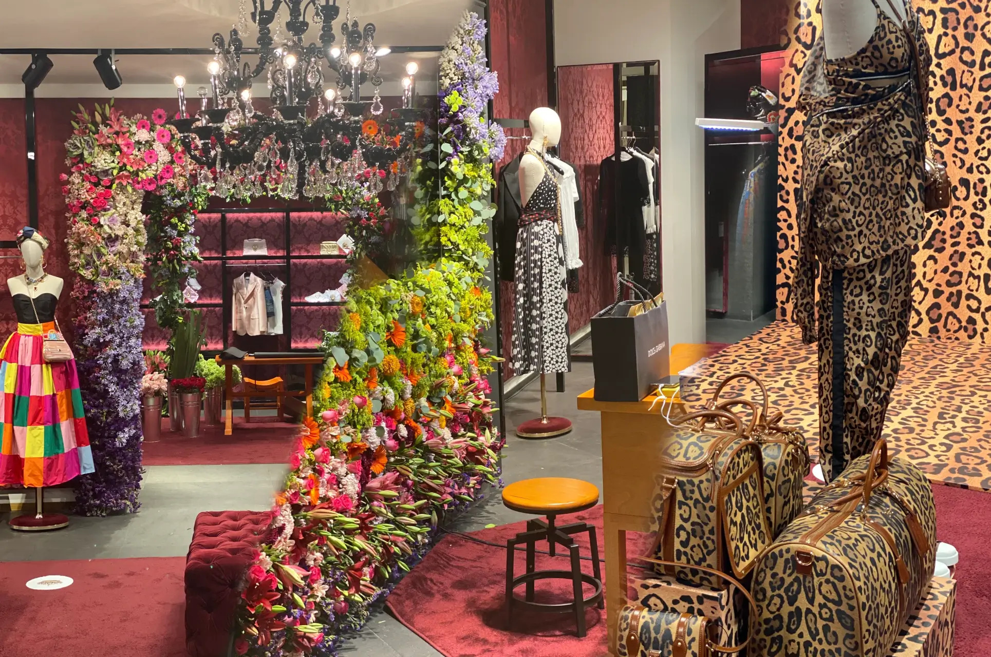 Diseño y producción de aparadores para tu marca